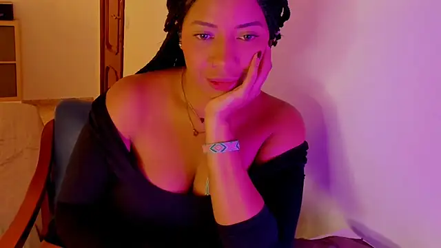 Snapshot of NicolePasqualott chatting on October 18, 2025, 7:16 pm NicolePasqualott online show from October 18, 2025, 7:16 pm