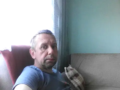 Snapshot of RafalekRozmarynowski81 chatting on July 8, 2026, 4:57 am RafalekRozmarynowski81 online show from July 8, 2026, 4:57 am