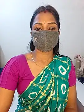 Snapshot of YALINITWO7_TAMIL chatting on July 6, 2026, 8:43 am YALINITWO7 TAMIL online show from July 6, 2026, 8:43 am