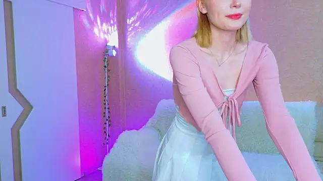 Snapshot of SweeetMia chatting on June 20, 2026, 2:38 am SweeetMia online show from June 20, 2026, 2:38 am