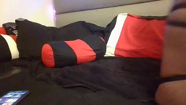 Snapshot of Opal_Rainbow chatting on December 22, 2025, 4:01 am Opal Rainbow online show from December 22, 2025, 4:01 am