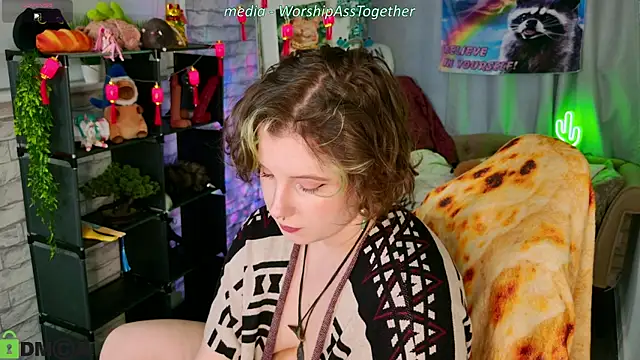 Candy-yeah online show from July 14, 2026, 2:05 am