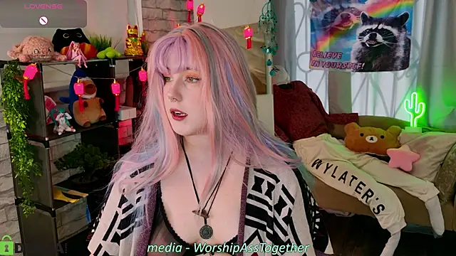 Candy-yeah online show from July 10, 2026, 1:05 am