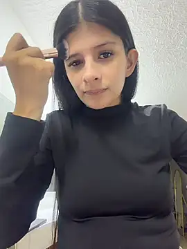 Snapshot of Mia_Alanna chatting on June 24, 2026, 11:46 pm Mia Alanna online show from June 24, 2026, 11:46 pm