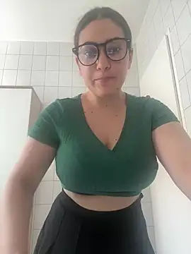 -Malina- online show from June 21, 2026, 1:17 pm