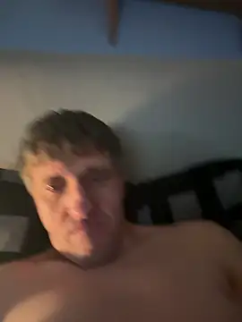 Snapshot of paul27271 chatting on June 16, 2026, 10:21 pm paul27271 online show from June 16, 2026, 10:21 pm