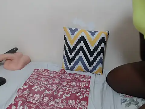 lewinne online show from July 10, 2026, 12:43 am