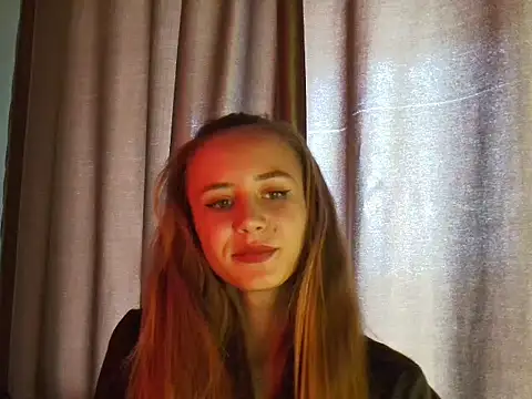 Snapshot of MyLittle_Flame_ chatting on July 2, 2026, 12:33 pm MyLittle Flame online show from July 2, 2026, 12:33 pm