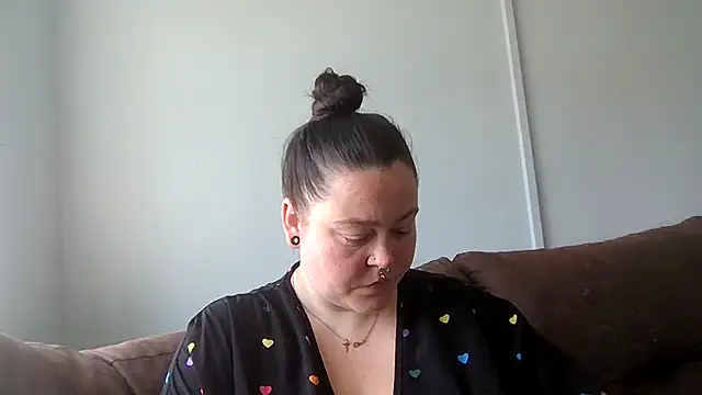 Snapshot of MysteriousAlaya chatting on June 23, 2026, 12:36 pm MysteriousAlaya online show from June 23, 2026, 12:36 pm