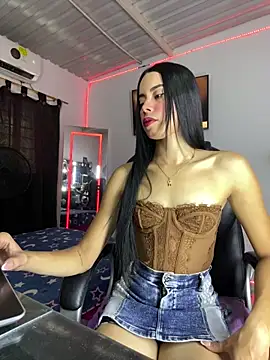 Lesly Cute  online show from June 20, 2026, 6:02 pm