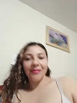 Snapshot of Angelika_Clauss chatting on July 7, 2026, 12:09 pm Angelika Clauss online show from July 7, 2026, 12:09 pm