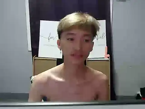 Snapshot of Fem_phiLboy69 chatting on July 21, 2026, 6:09 pm Fem phiLboy69 online show from July 21, 2026, 6:09 pm