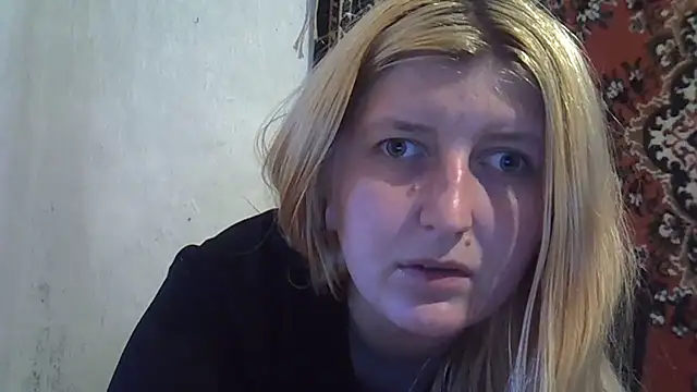 Snapshot of SofiaCharmi chatting on June 18, 2026, 2:32 am SofiaCharmi online show from June 18, 2026, 2:32 am