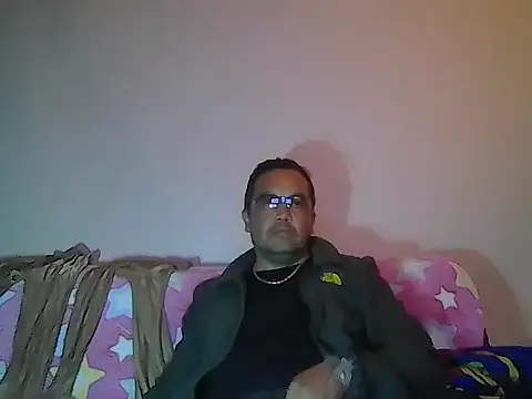 Snapshot of Lacalera74 chatting on July 7, 2026, 12:35 am Lacalera74 online show from July 7, 2026, 12:35 am