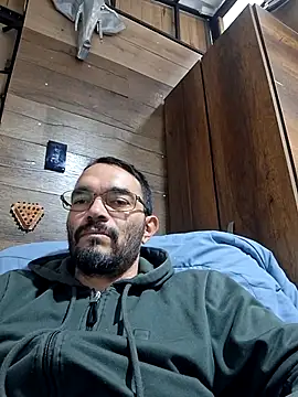 Sam hot01 online show from July 28, 2026, 3:43 pm
