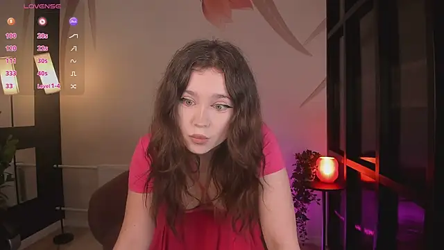 Snapshot of llina_gloww chatting on June 20, 2026, 7:02 am llina gloww online show from June 20, 2026, 7:02 am