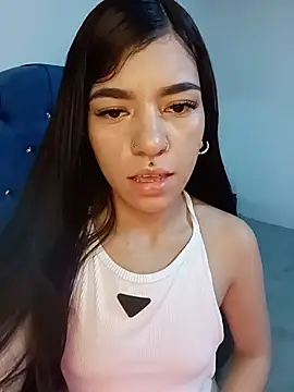 Valeria0529 online show from June 21, 2026, 11:32 pm