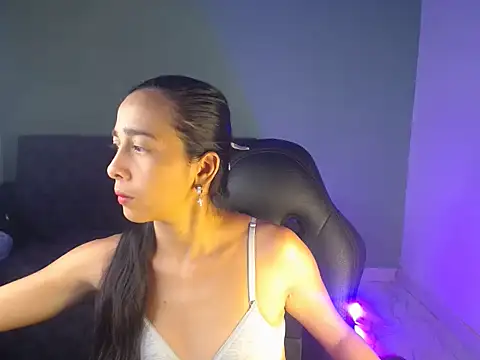 Valentina2268 online show from June 26, 2026, 2:56 pm