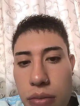 Thiagoo Vega online show from July 15, 2026, 7:32 pm