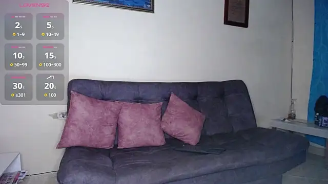 Snapshot of _saray_m chatting on November 17, 2025, 1:53 am saray m online show from November 17, 2025, 1:53 am