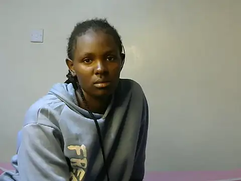 Snapshot of shypretty chatting on July 5, 2026, 10:11 am shypretty online show from July 5, 2026, 10:11 am