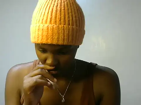 Snapshot of shypretty chatting on June 23, 2026, 8:29 pm shypretty online show from June 23, 2026, 8:29 pm