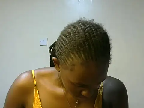Snapshot of shypretty chatting on June 24, 2026, 9:34 pm shypretty online show from June 24, 2026, 9:34 pm