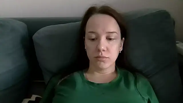 Snapshot of Nivella chatting on July 7, 2026, 11:25 am Nivella online show from July 7, 2026, 11:25 am