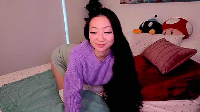 Snapshot of MySweetSofie chatting on October 21, 2025, 5:45 pm MySweetSofie online show from October 21, 2025, 5:45 pm