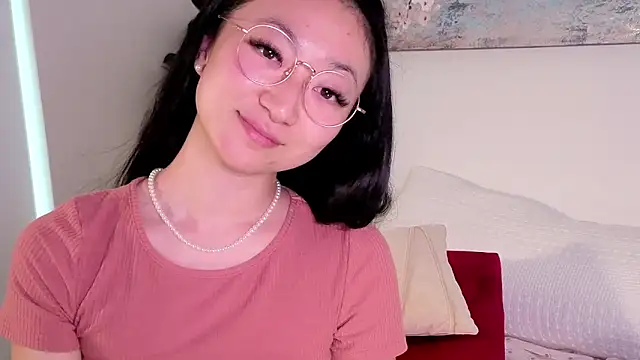 Snapshot of MySweetSofie chatting on October 3, 2025, 11:06 pm MySweetSofie online show from October 3, 2025, 11:06 pm