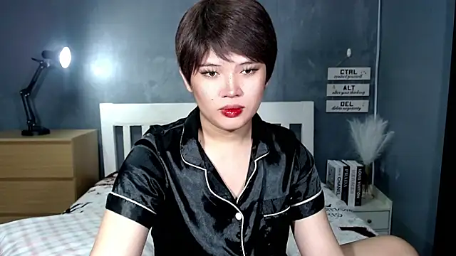 Snapshot of STUCK_on_YOU_ chatting on October 4, 2025, 8:10 pm STUCK on YOU  online show from October 4, 2025, 8:10 pm
