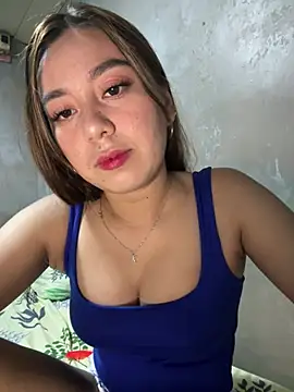 Snapshot of ilovetattoo15 chatting on July 28, 2026, 10:56 am ilovetattoo15 online show from July 28, 2026, 10:56 am
