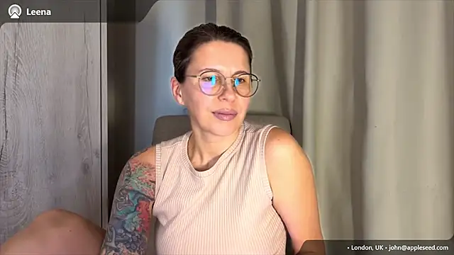 Snapshot of Linoria chatting on June 29, 2026, 10:26 am Linoria online show from June 29, 2026, 10:26 am