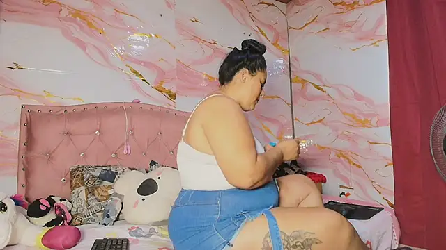 Paticosexxi online show from August 7, 2026, 7:53 pm