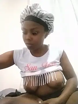 FeminineFinesseBee online show from June 21, 2026, 9:53 pm
