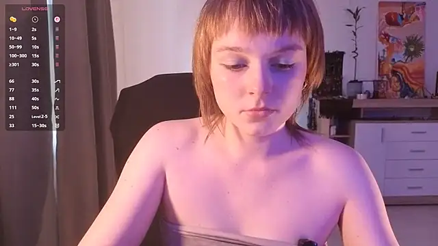 Snapshot of DustiZuchowski chatting on July 12, 2026, 9:32 am DustiZuchowski online show from July 12, 2026, 9:32 am