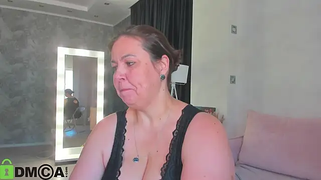 Snapshot of Adel_Williams chatting on July 16, 2026, 1:02 am Adel Williams online show from July 16, 2026, 1:02 am