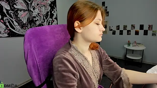 Snapshot of Velvet-Flame chatting on July 22, 2026, 2:46 am Velvet-Flame online show from July 22, 2026, 2:46 am