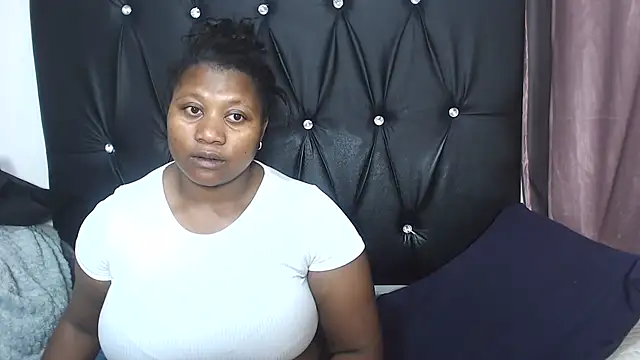 Snapshot of Cleo_Ice-Queen chatting on July 12, 2026, 5:58 pm Cleo Ice-Queen online show from July 12, 2026, 5:58 pm