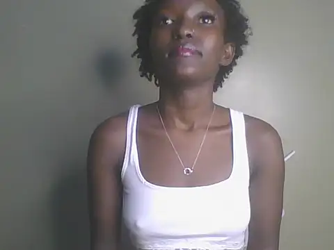 Snapshot of Keilay chatting on July 2, 2026, 6:19 am Keilay online show from July 2, 2026, 6:19 am