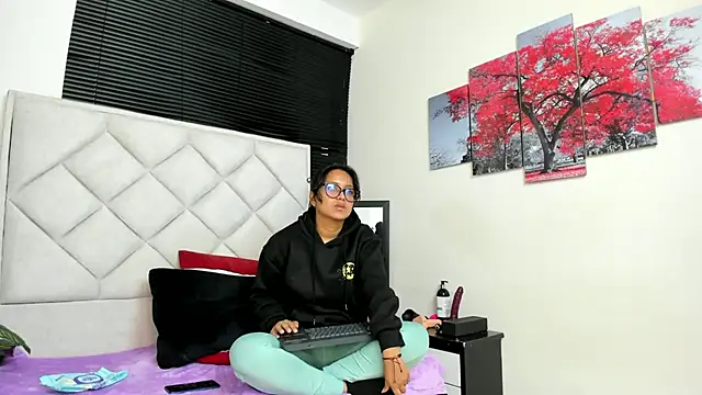 Snapshot of azul_moonn chatting on July 22, 2026, 3:52 am azul moonn online show from July 22, 2026, 3:52 am