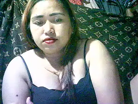 Snapshot of hot_trisha1 chatting on July 15, 2026, 12:34 pm hot trisha1 online show from July 15, 2026, 12:34 pm