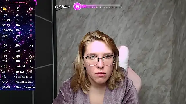 Snapshot of Reginasmilee chatting on March 19, 2025, 12:01 pm Reginasmilee online show from March 19, 2025, 12:01 pm