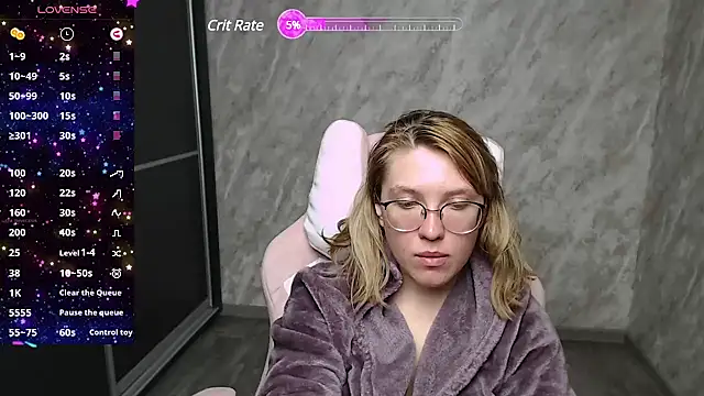 Snapshot of Reginasmilee chatting on March 20, 2025, 7:03 am Reginasmilee online show from March 20, 2025, 7:03 am