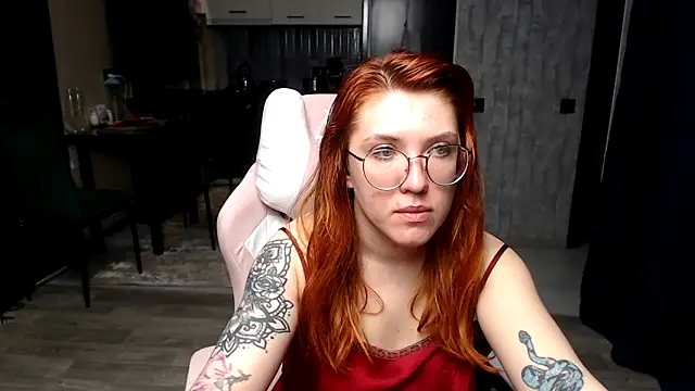 Reginasmilee online show from March 30, 2026, 3:19 am