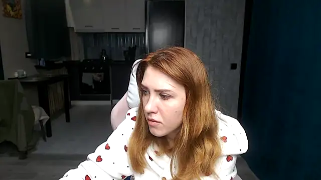 Reginasmilee online show from October 27, 2025, 12:22 am