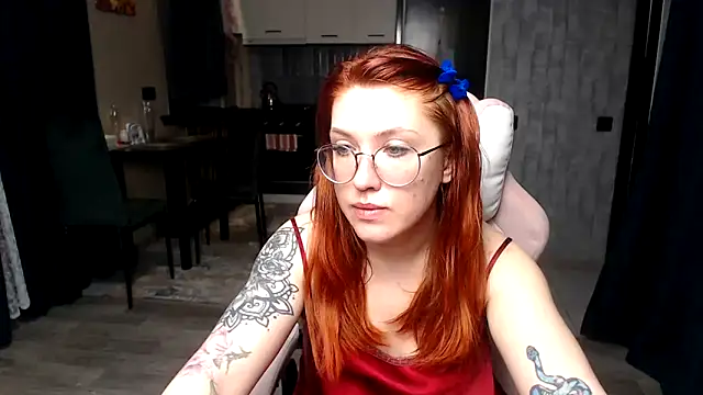 Reginasmilee online show from March 14, 2026, 3:23 am