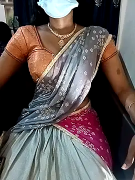 Snapshot of Yasika01 chatting on July 16, 2026, 5:37 am Yasika01 online show from July 16, 2026, 5:37 am