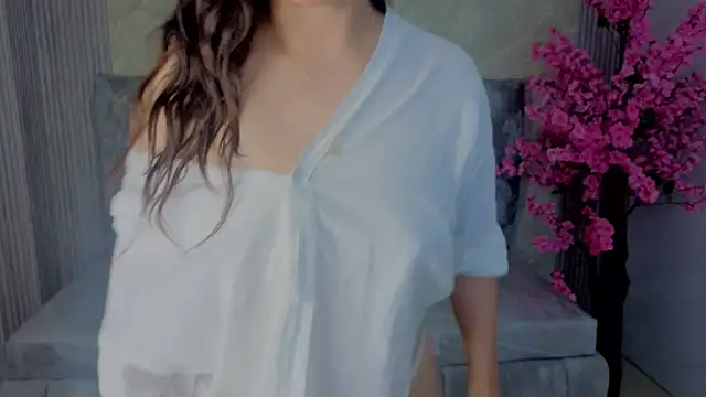 Snapshot of Electra_s chatting on July 6, 2026, 8:11 pm Electra s online show from July 6, 2026, 8:11 pm
