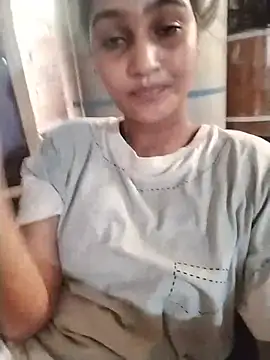 Snapshot of nikita-cam chatting on June 27, 2026, 6:30 am nikita-cam online show from June 27, 2026, 6:30 am